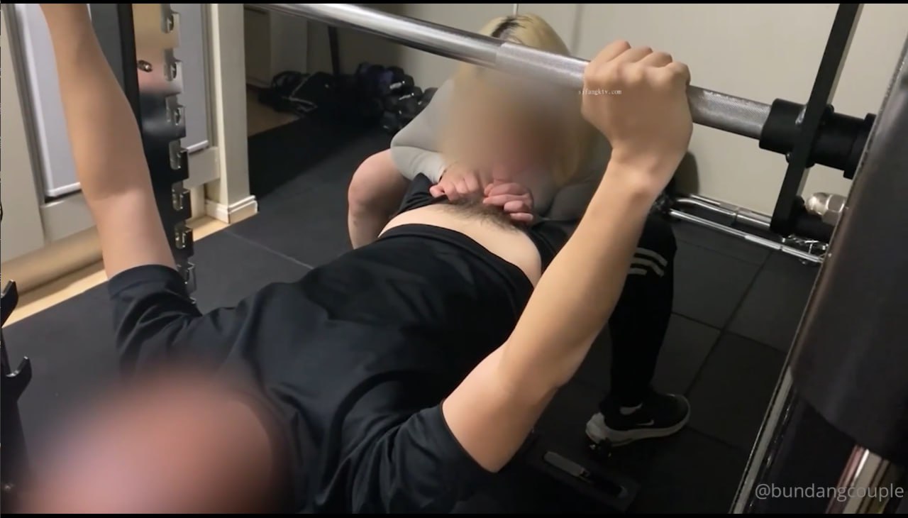 【2023-05-27】masturbate at video call